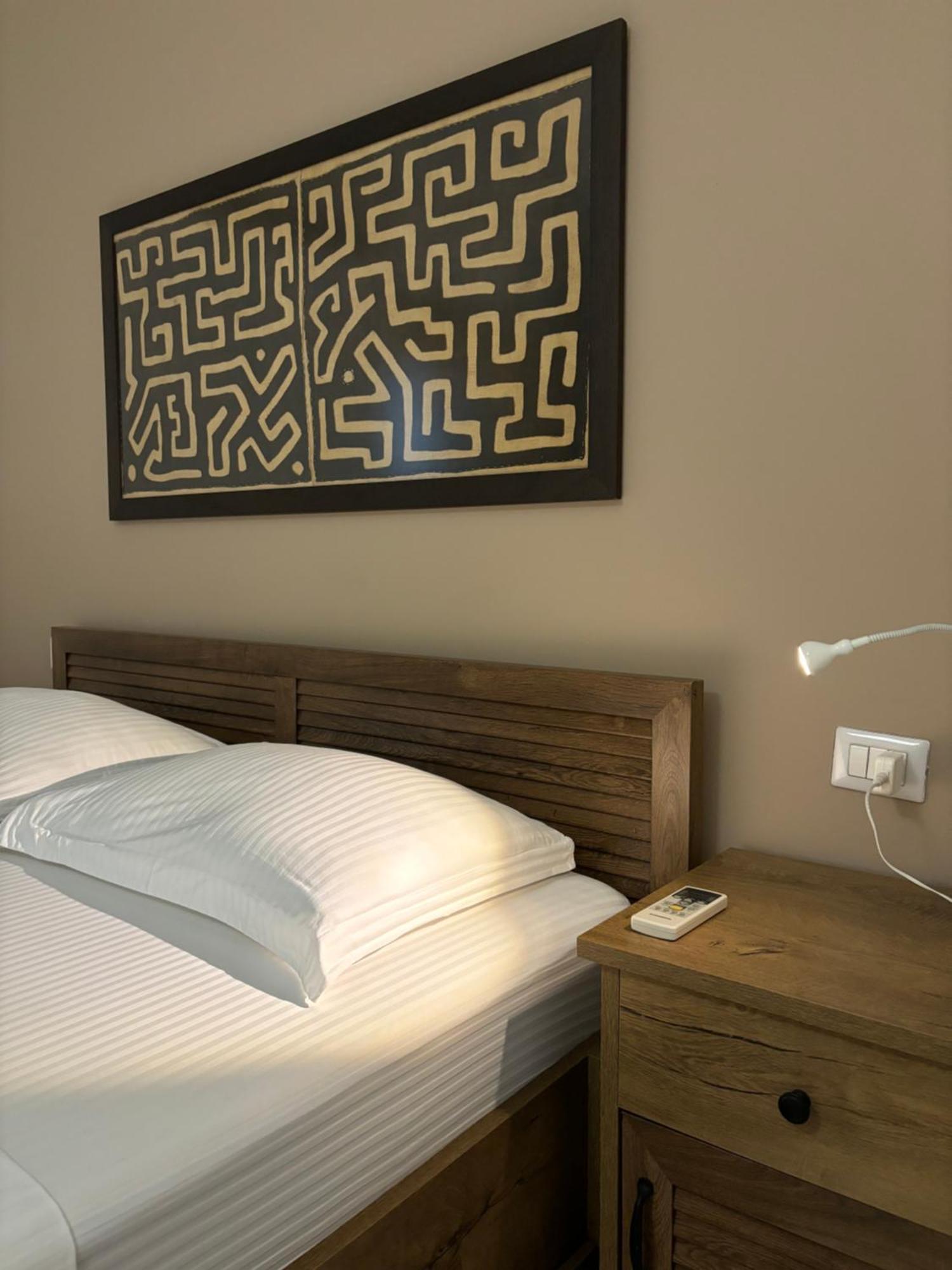 Tam Serviced 2Bdr Apartment City Center No6 Tirana Exterior photo