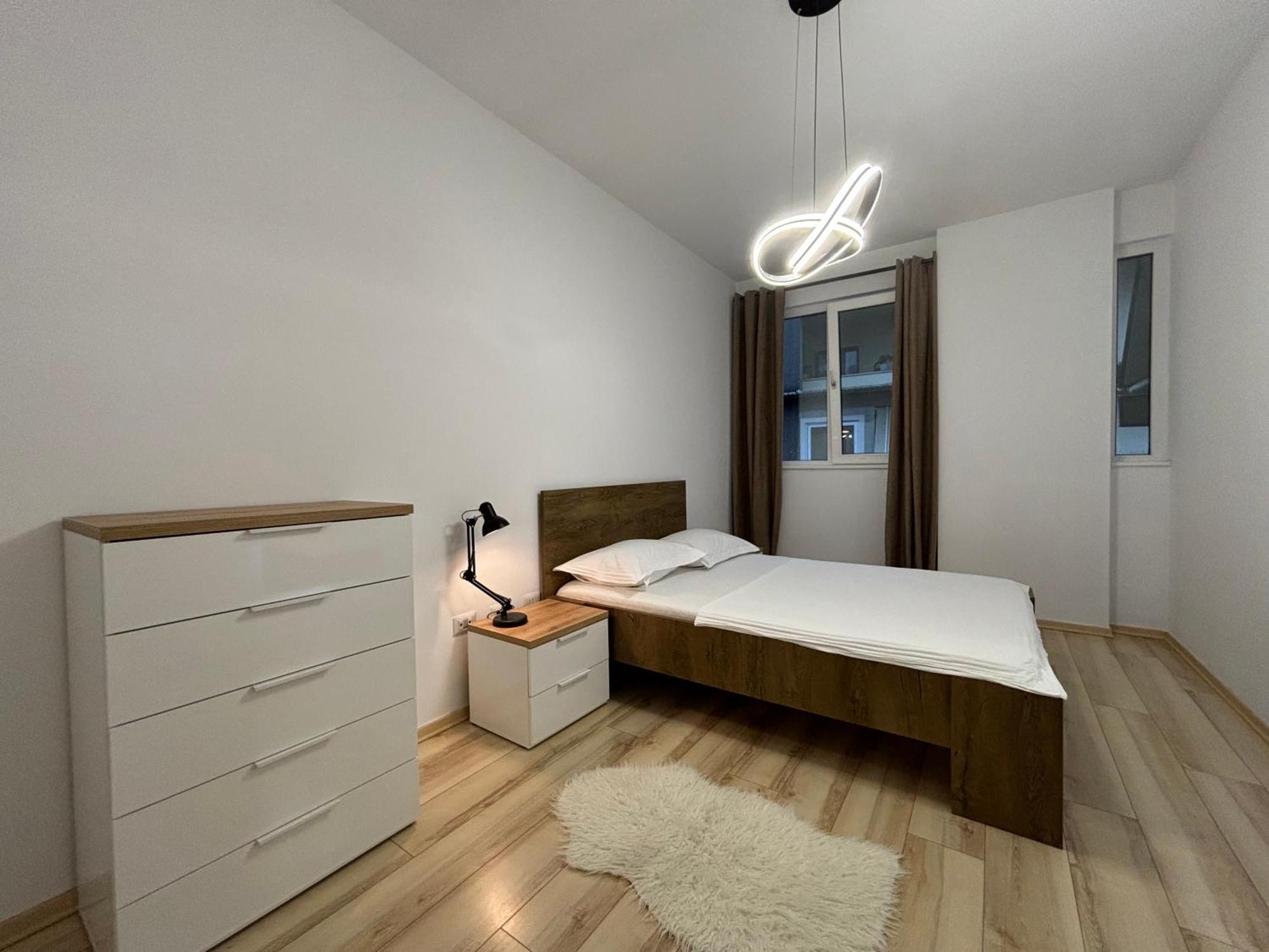 Tam Serviced 2Bdr Apartment City Center No6 Tirana Exterior photo
