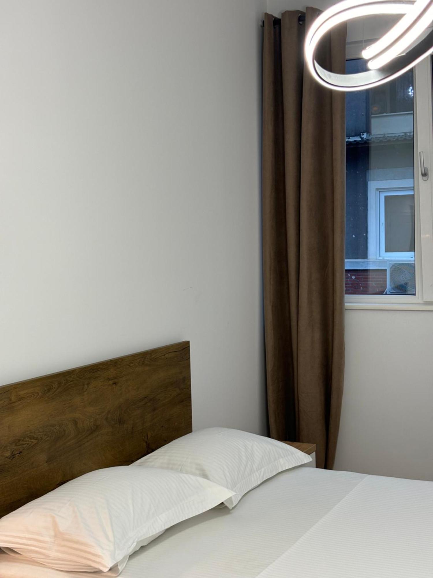 Tam Serviced 2Bdr Apartment City Center No6 Tirana Exterior photo